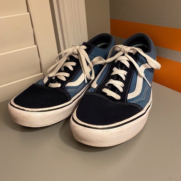 Two tone low cut Vans - Picture 2 of 5